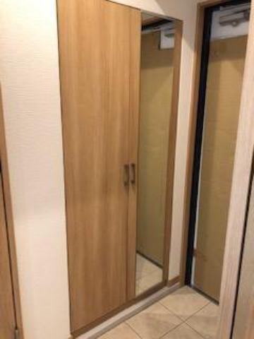 　玄関　