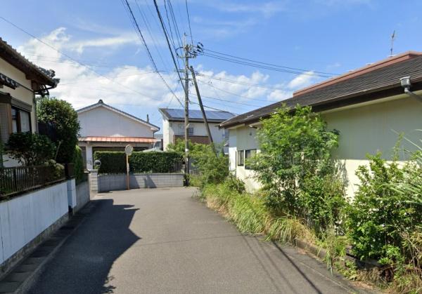　前面道路含む現地写真　