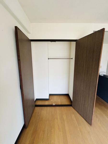 　収納　収納カテゴリの扉付き収納です