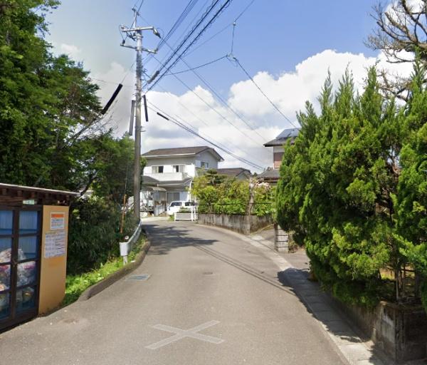 　前面道路含む現地写真　