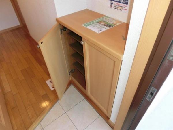 　玄関　