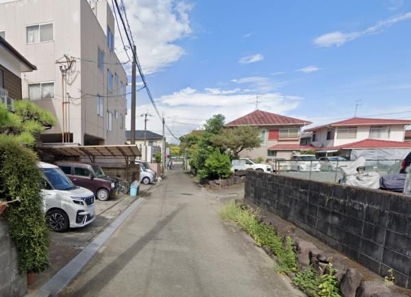 　前面道路含む現地写真　