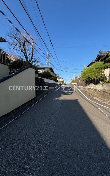 　前面道路含む現地写真　