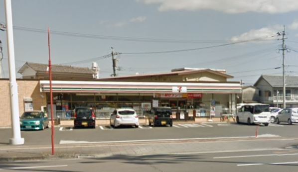 　セブンイレブン宮崎中村東2丁目店（コンビニ）／325m　
