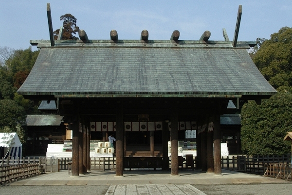 　宮崎神宮（レジャー・観光）／1945m　