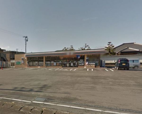 　セブンイレブン宮崎高岡郵便局前店（コンビニ）／539m　