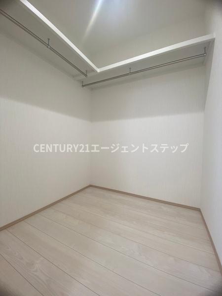　収納　ウォークインクローゼット