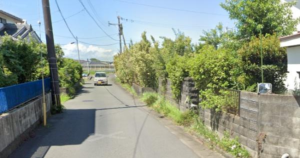 　前面道路含む現地写真　