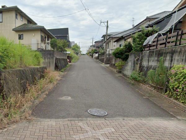 　前面道路含む現地写真　