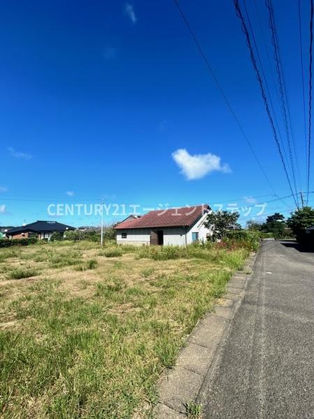 　前面道路含む現地写真　前面道路含む現地写真です