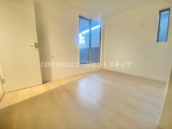 　子供部屋　洋室の採光が嬉しいです
