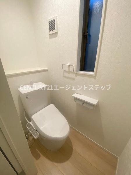 　トイレ　2階トイレ