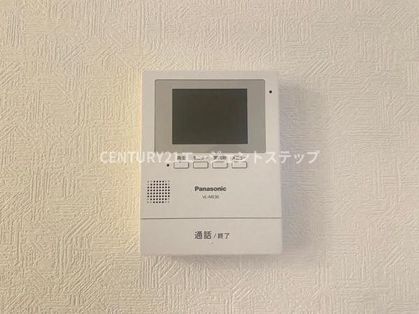 　玄関　玄関にモニター付きです
