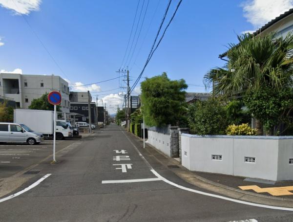 　前面道路含む現地写真　