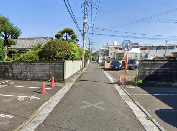　前面道路含む現地写真　