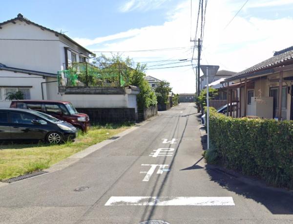 　前面道路含む現地写真　