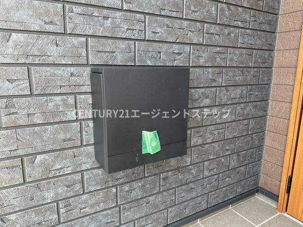 　その他現地　ポストが外壁に設置されています