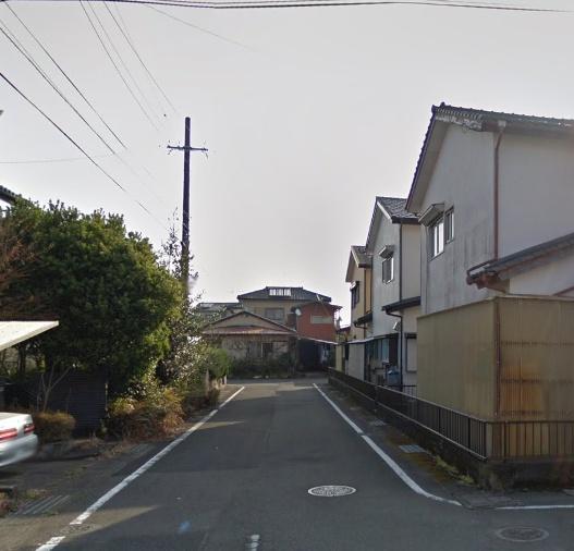 　前面道路含む現地写真　前面道路の状況が分かる写真です