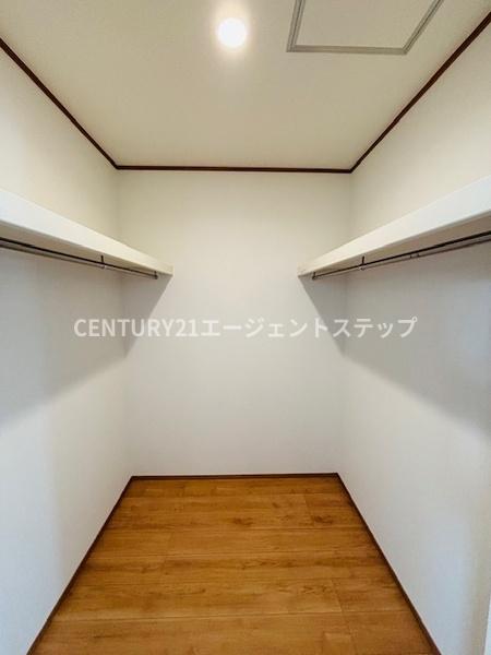 　収納　使い勝手のよい収納スペースです