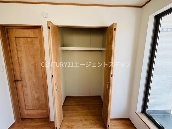 　収納　収納カテゴリの扉付き収納です