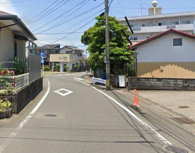 　前面道路含む現地写真　