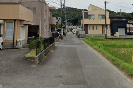 　前面道路含む現地写真　