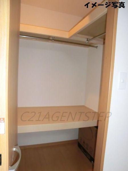 　収納　ウォークインクローゼット