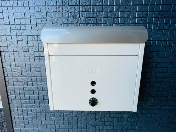 　その他　郵便ポストが設置されています
