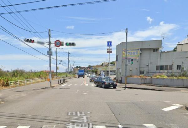 　前面道路含む現地写真　