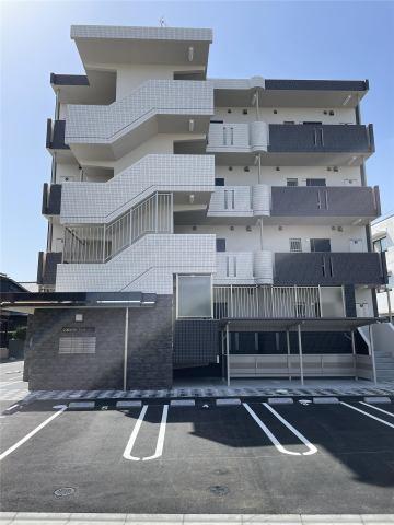 Revel吉村　駐車場　