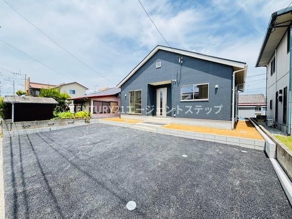 　庭　開放感ある庭が魅力です