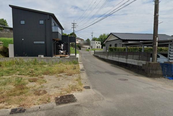　前面道路含む現地写真　