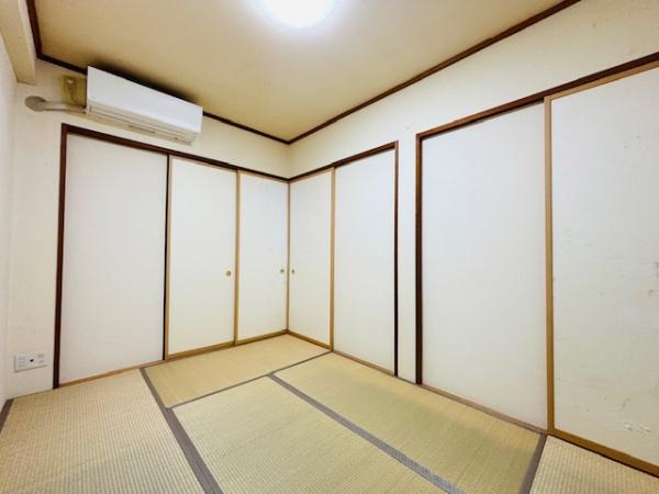 　和室　落ち着きのある和室です