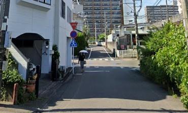 　前面道路含む現地写真　