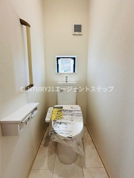 　トイレ　トイレが明るい印象です