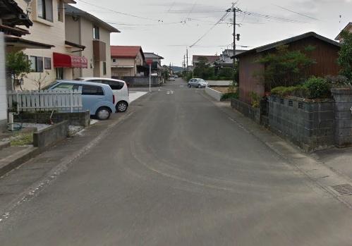 　前面道路含む現地写真　