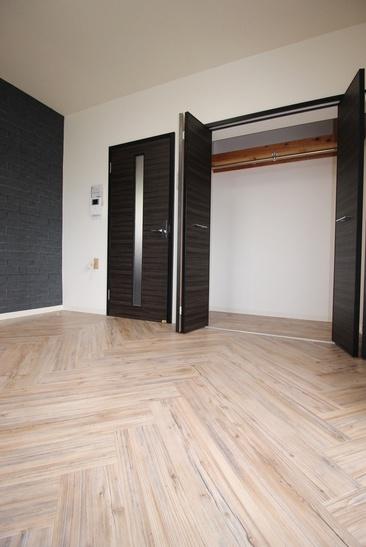 エレメント神宮東　収納　