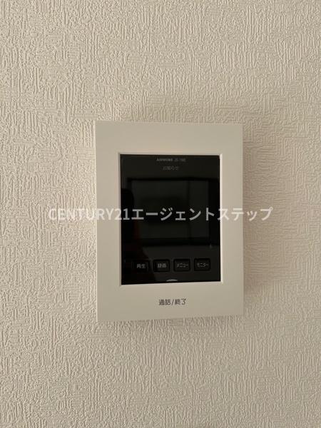 　その他　モニター付きインターホン設置済みです