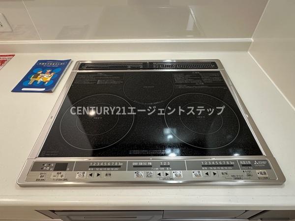 　キッチン　キッチンにIHクッキングヒーター設置