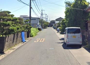 　前面道路含む現地写真　