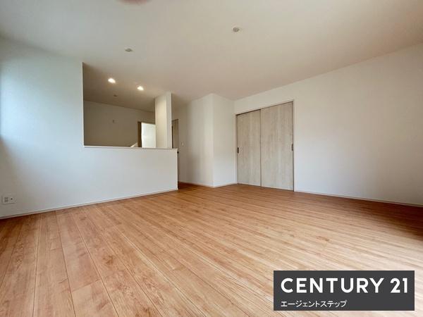 　リビング　リビングの広さが魅力です