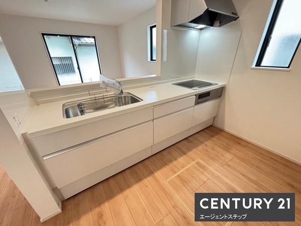 　キッチン　明るいキッチンが魅力です