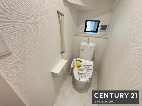 　トイレ　1階トイレ