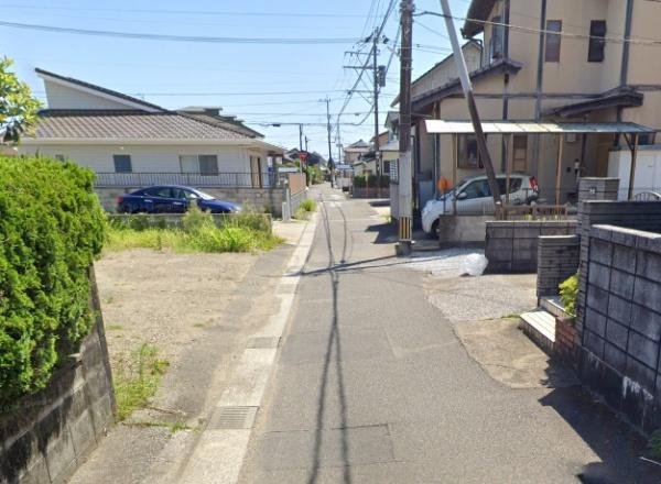 　前面道路含む現地写真　