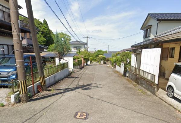 　前面道路含む現地写真　