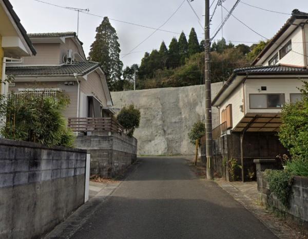 　前面道路含む現地写真　