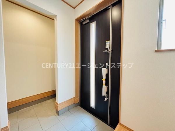 　玄関　玄関の開放感が魅力です