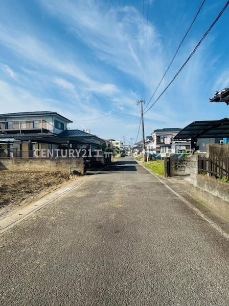 　前面道路含む現地写真　