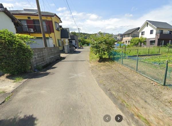 　前面道路含む現地写真　