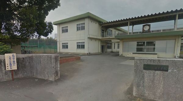 　国富町立本庄中学校（中学校）／2099m　